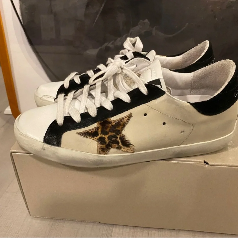 USED* Golden Goose genuine calf hair sneaker - Picture 3 of 9